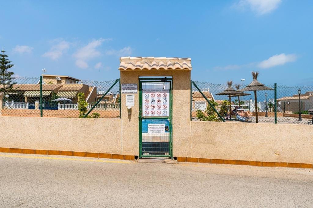 Orihuela Costa Torrevieja Apartman Dehesa de Campoamor  Kültér fotó